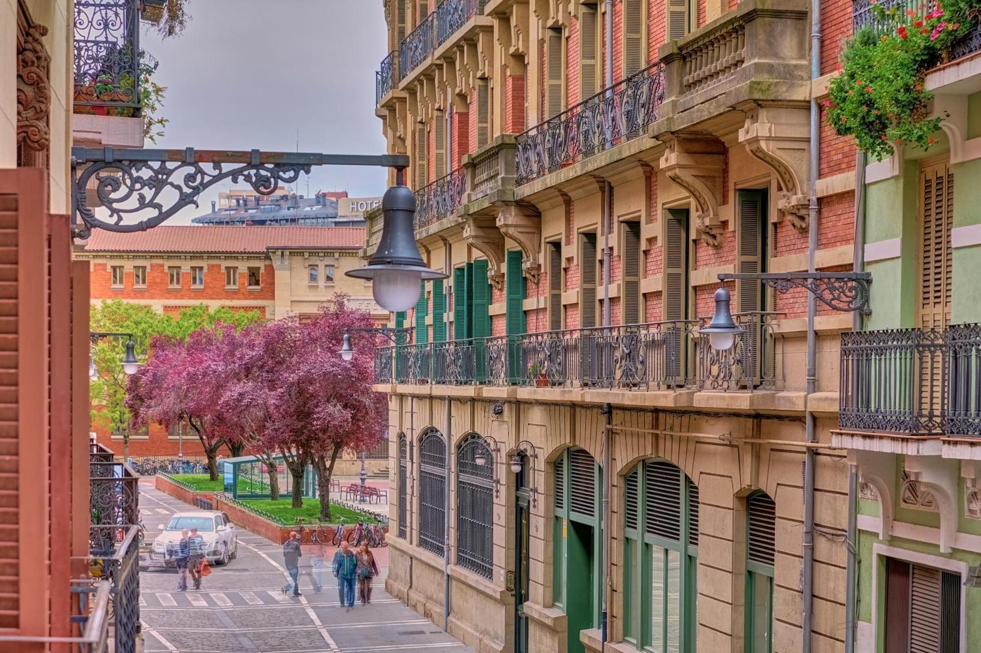 Centro Historico Exterior, Calle Nueva Dos Balcones Pamplona Dış mekan fotoğraf
